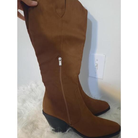 unknown Shoes - NWOT Women's Leather Cowboy Western Brown Boots Size 8. NWOT. #Coastal Cowgirl